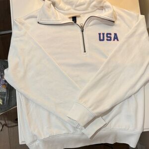 Universal Thread White Zip-Up Sweater